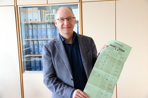 Stefan Weikl ist der Wahlleiter der Stadt Kelsterbach.